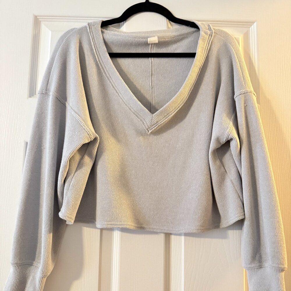 Hollister Gilly Hicks waffle knit v-neck cropped long sleeve
